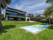 Moradia de Luxo T5+T1 com piscina no Coração de Vizela...