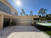 MORADIA DE LUXO V4 NOVA COM PISCINA E GARAGEM COM CAVE...