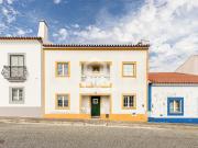Moradia de R/C e 1º andar c/ Quintal e Garagem |...