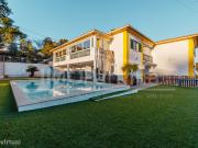 Moradia de sonho c/ Piscina Aquecida e Sala de Cinema