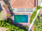 Moradia de sonho T4 com jardim, piscina e privacidade no...
