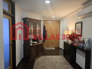 Moradia de Três frentes em condomínio fechado