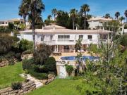 Moradia Deslumbrante Com Vistas Impressionantes Sobre O...