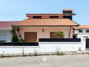 Moradia dos anos 80 em Canidelo, Vila Nova de Gaia