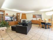 Moradia duplex de 5 assoalhadas com cave em Azeito