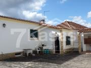 Moradia e Anexos Área Total: 311 m² Maxial Torres Vedras