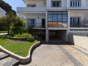 Moradia de 8 divisões em Alvalade Lisboa