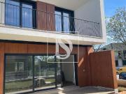 Moradia em Banda T3 em Gaveto UDF de Merelim São Pedro e... Moradia em Banda T3 em Gaveto UDF de Merelim São Pedro e...