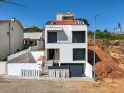 Moradia em Banda T3 em UDF de Merelim São Paio, Panoias...