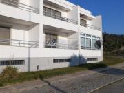 Moradia em banda T4 com jardim e vistas para o mar |...