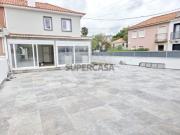 Moradia T5 em Benfica