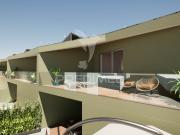 Moradia em Condominio Fechado com Piscina, Junto à Praia