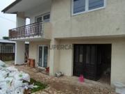 Moradia em Fase de Construção Totalmente Nova e...