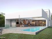 Moradia T4 em fase final de construo Lagos