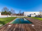 Moradia com 800m2 de jardim e piscina em Felgueiras