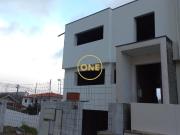 Moradia em Gaveto T3 com piscina