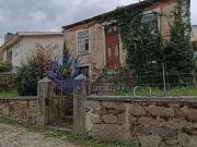 Moradia em Pedra | 4 frentes | 2 pisos | Terreno |...