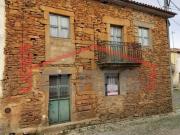 Moradia em pedra Carviçais, Torre de Moncorvo