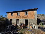 Moradia em pedra para reconstrução T3