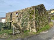Moradia em pedra para recuperar, anexo e água própria,...