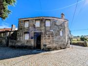 Moradia em pedra para remodelação