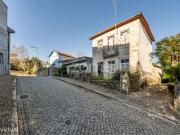 Moradia em Pedra para Remodelao no Centro de Celorico de...