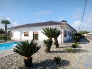 Moradia em pedra térrea T3 com piscina em Mire de Tibães...