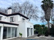 Moradia em S. João do Estoril com piscina