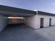 Moradia em Santa Cruz