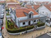 Moradia em Tires