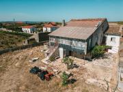 Moradia, Escalhão