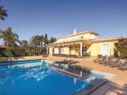 Moradia, Estômbar e Parchal