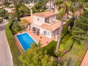 Moradia, Estômbar e Parchal