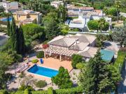 Moradia, Estômbar e Parchal