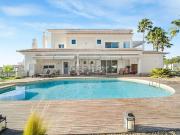 Moradia, Estômbar e Parchal