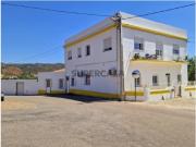 Moradia exclusiva com 7 quartos e anexos!