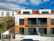 Moradia Exclusiva de 3 Pisos na Ericeira Luxo, Conforto...