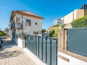 Moradia exclusiva junto ao Carolina Michaelis, Porto