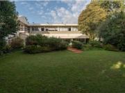 Moradia Exclusiva no Restelo: Elegância, Espaço e... Moradia Exclusiva no Restelo: Elegância, Espaço e...