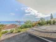 Moradia Exclusiva T3 de Luxo no Funchal — Arquitetura de