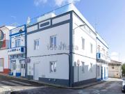 Moradia, Lagoa e Carvoeiro