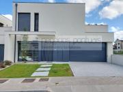 Moradia gaveto com 3 suites em Palmeira