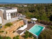 Moradia Geminada Com Piscina Carvoeiro