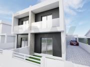 Moradia geminada em construção à venda em Quinta das...