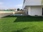 Moradia geminada na Marisol com piscina T3+1