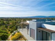 Moradia Geminada T1+2 com piscina em Ferragudo 89m²...