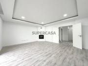 Moradia geminada T3 à venda em Fernão Ferro