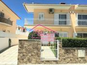 Moradia Geminada T3 de 2000 com Suíte, terreno 276 m2,...