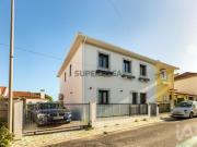 Moradia geminada T3 em Beato de 199,2 m²