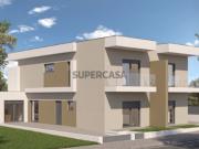 Moradia Geminada T3 em construção